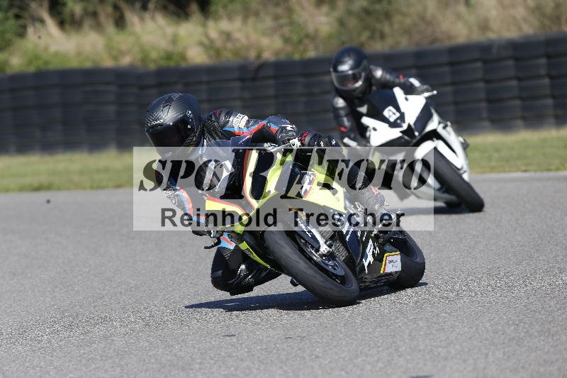 /Archiv-2025/49 26.08.2025 Cornu Master School ADR/gruen-vert/4